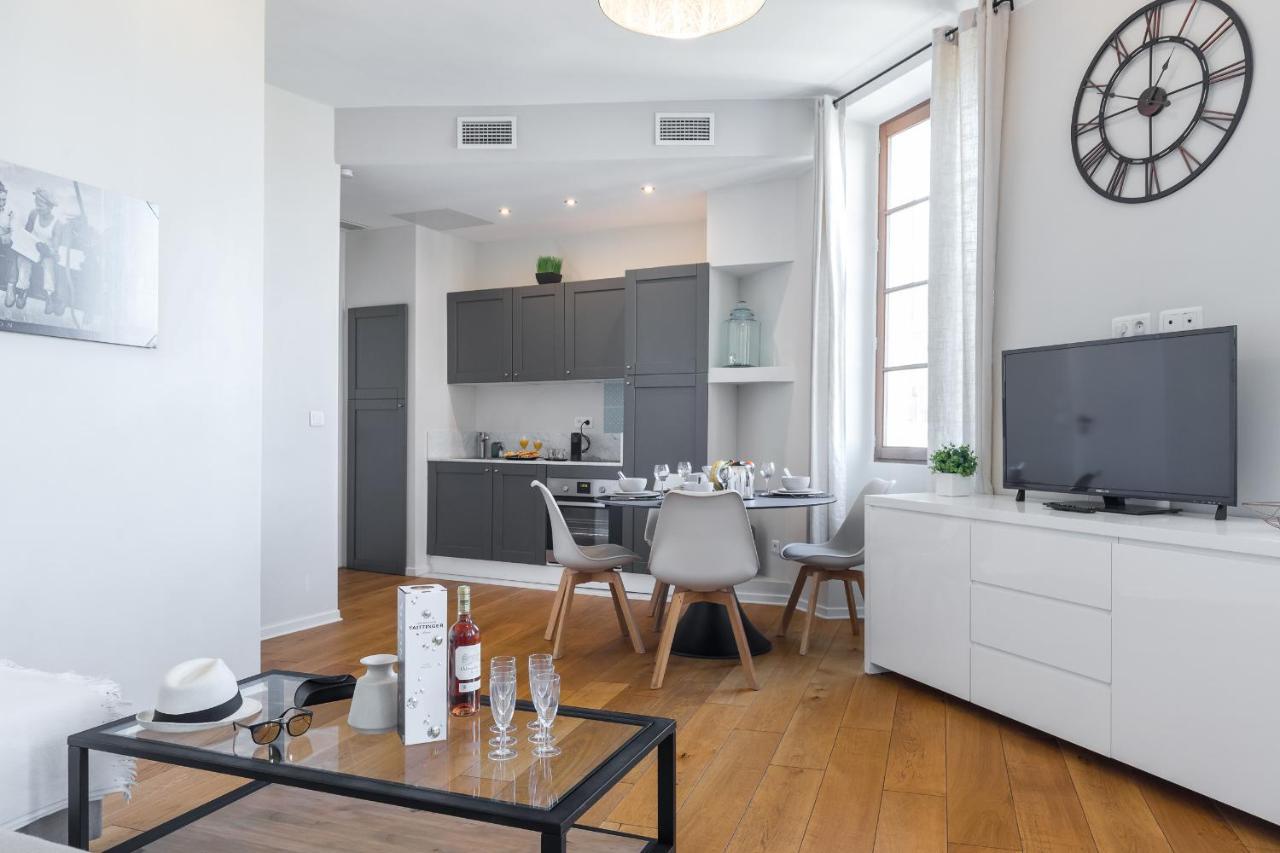 Gorgeous 1 Bdr With Gardens View In The Old Town Appartement Nice Buitenkant foto